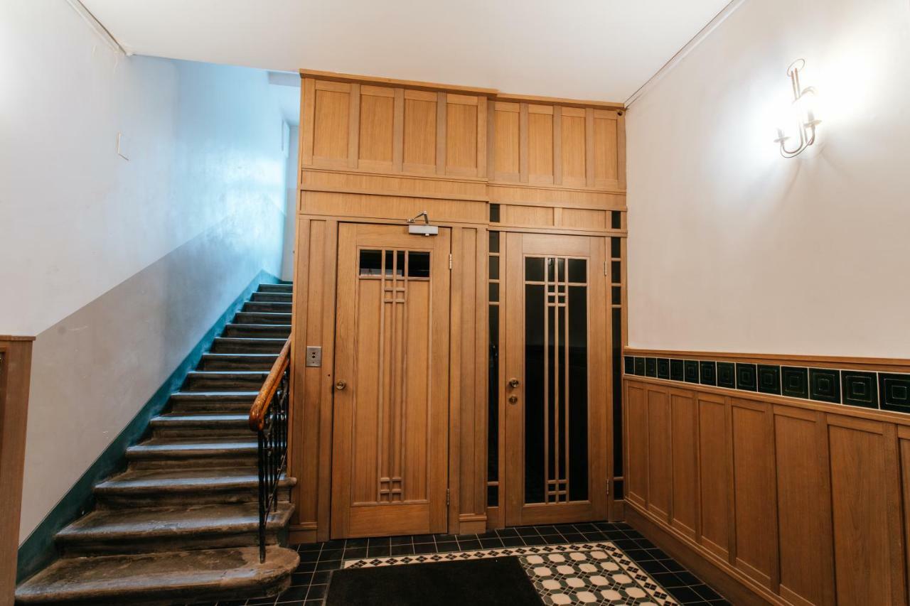 Central Comfort At Hanzas Residence, Stay Near Cafes, Bars, Museums & Esplanade Riga Exterior foto
