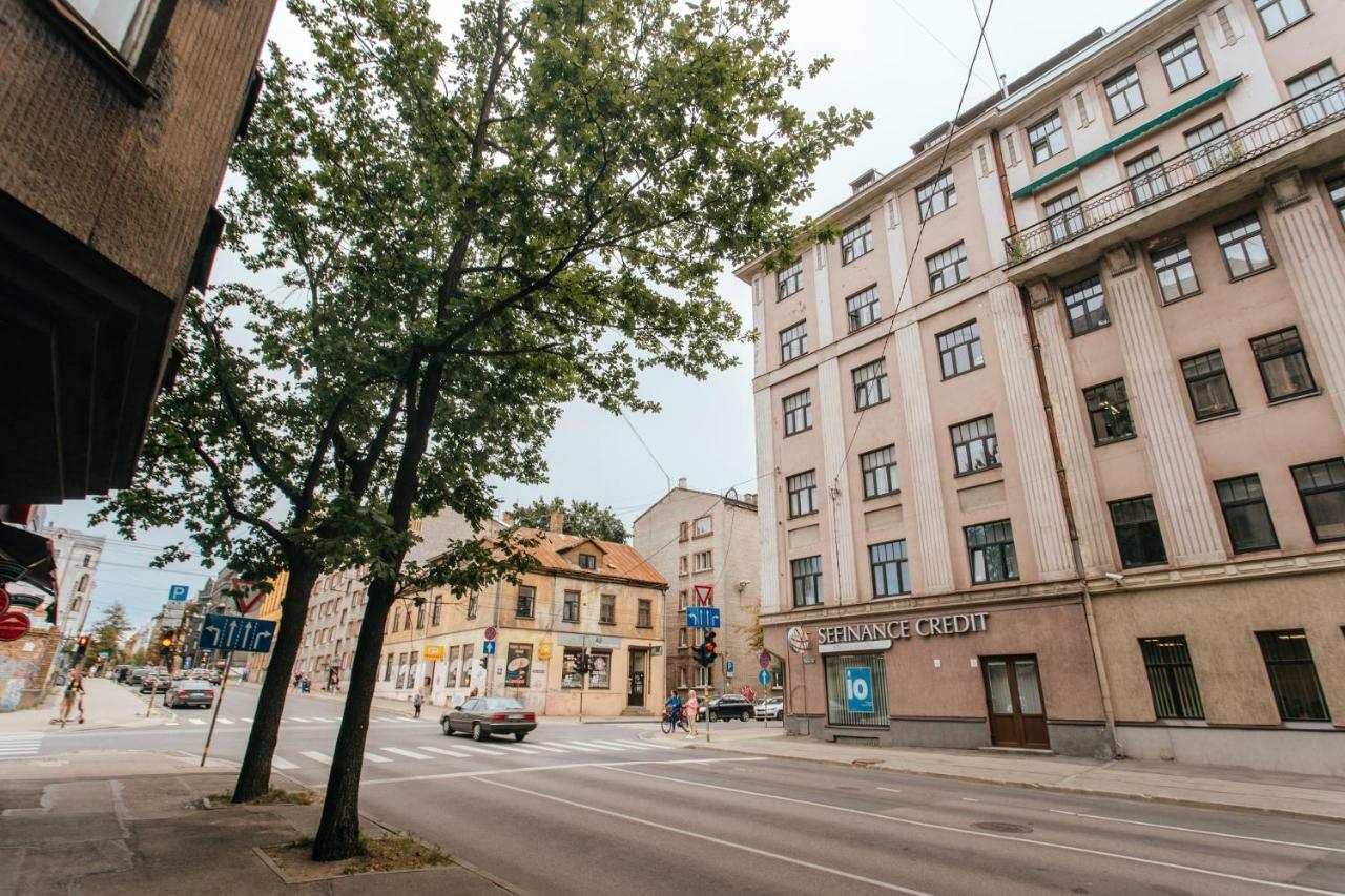 Central Comfort At Hanzas Residence, Stay Near Cafes, Bars, Museums & Esplanade Riga Exterior foto